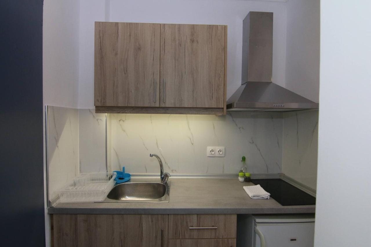 Sea Breeze Apartment Палеокастрица Екстериор снимка