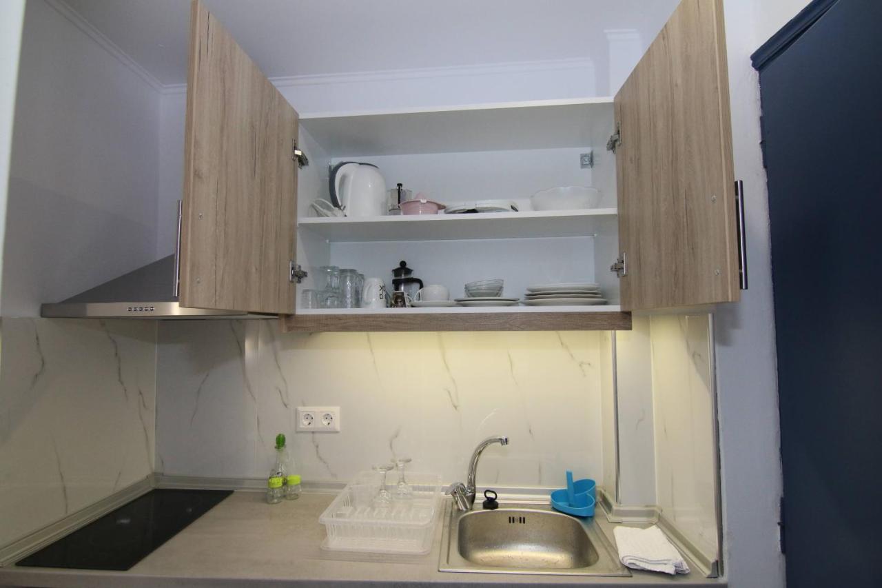 Sea Breeze Apartment Палеокастрица Екстериор снимка
